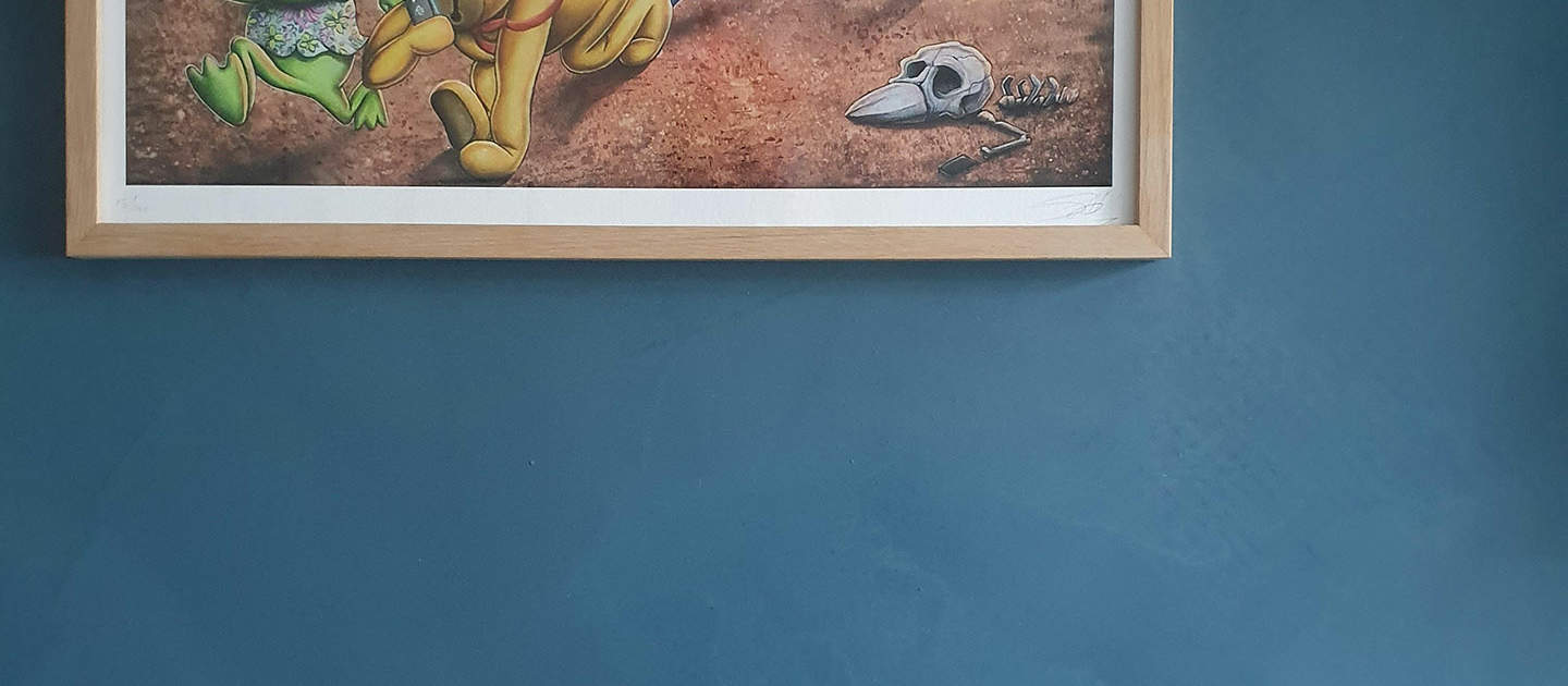malet blå væg